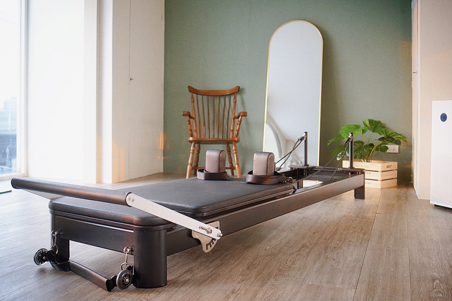 11O1 Health Club & Co