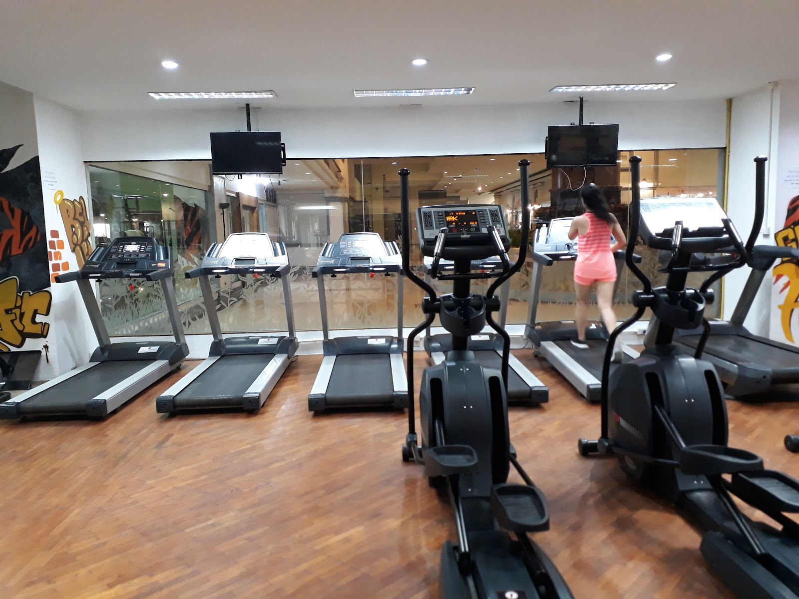 Gold Hillside gym and fitness