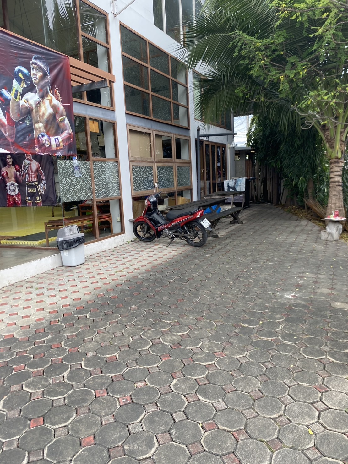 Pinpetch Muaythai Gym